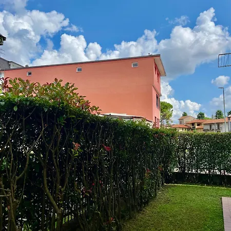 Apartmán Bnbook Blue River -2 Bedrooms And Private Parking Sesto Calende